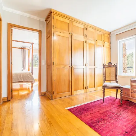 Villa E Floresta Aroeira (Setubal)