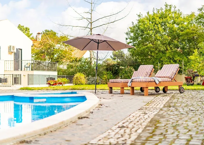 Villa E Floresta Aroeira (Setubal)